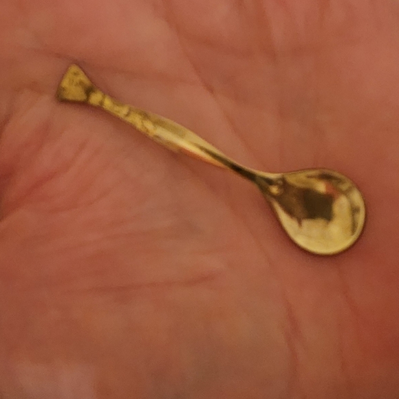 Vintage Brass Salt Cellar - Picture 6 of 12